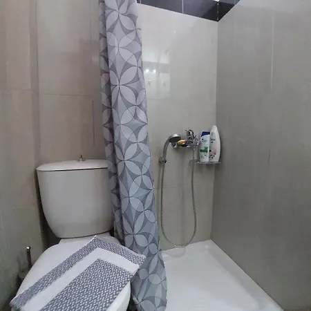 Polemarhos 9 *