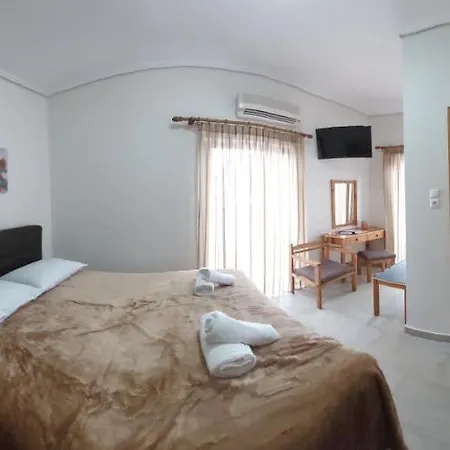 Polemarhos 9 3* كالامباكا