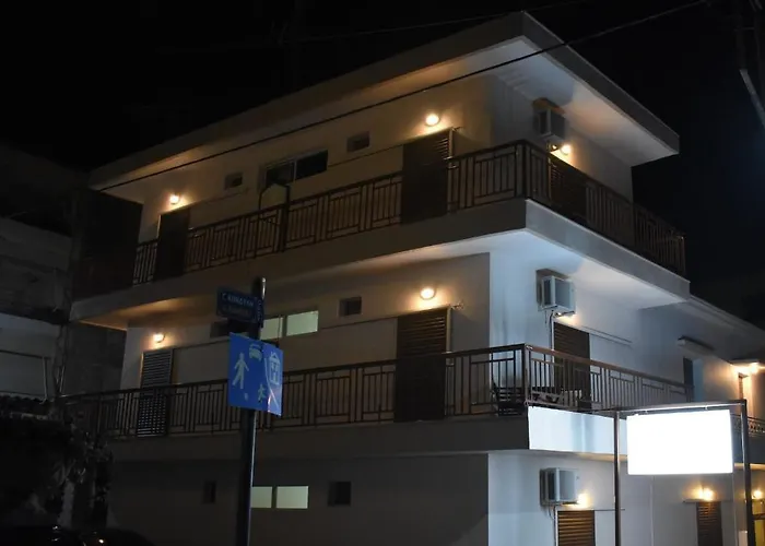 Polemarhos 9 招待所 卡兰巴卡