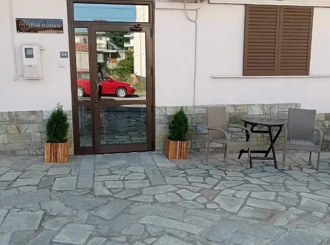 Polemarhos 9 招待所 卡兰巴卡